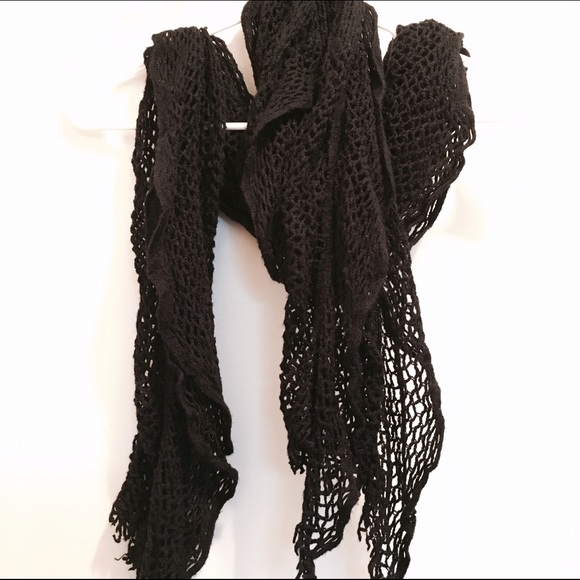 H&M Scarf - Picture 1 of 2