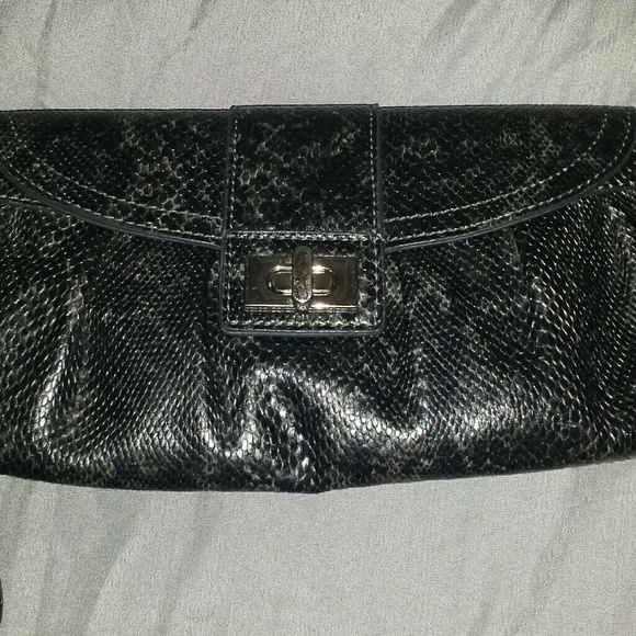 Wristlet - Picture 3 of 3