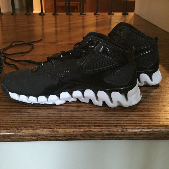 Black Zig Tech Basketball shoes