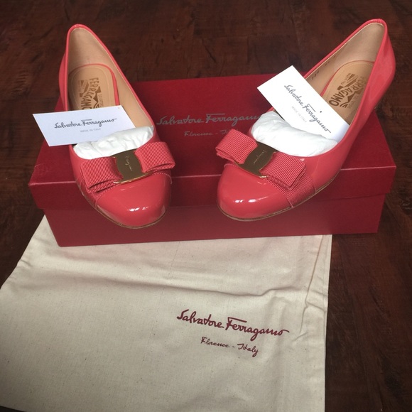 Salvatore Ferragamo shoes - Picture 1 of 4