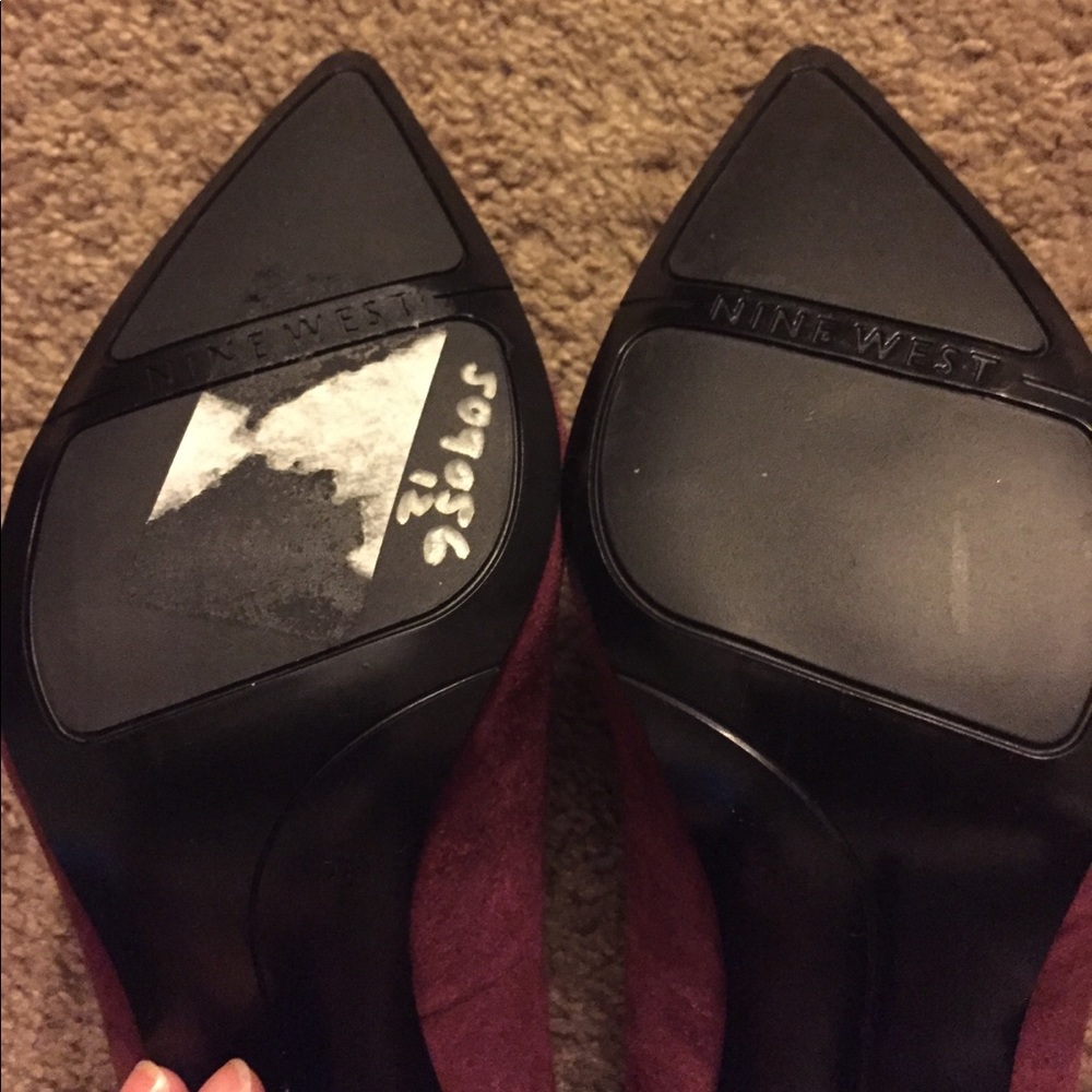 Nine West Suede Pumps - Picture 7 of 7