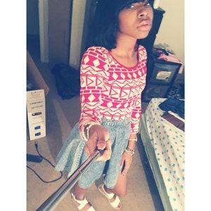 Meet your Posher, Ebony