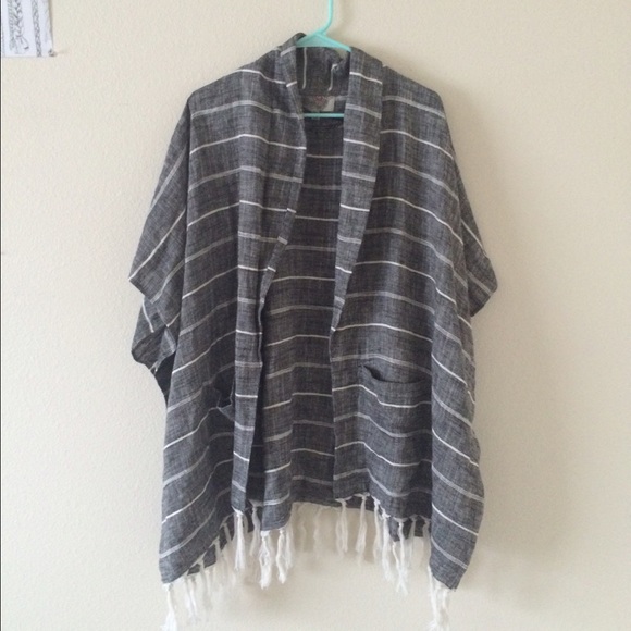 Urban Outfitters fringed kimono