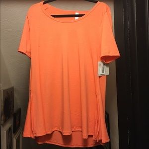 Lularoe Perfect tee