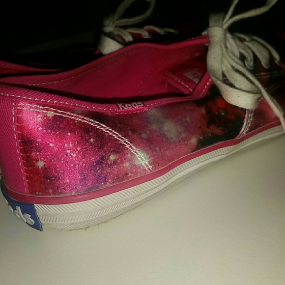 KEDS Shoes - Picture 2 of 2