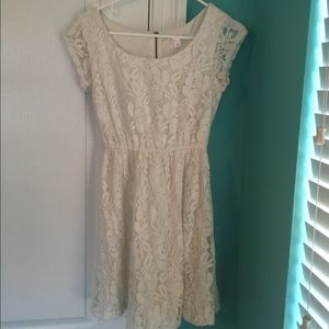 White lace dress