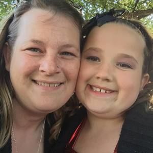 Meet your Posher, Crystal