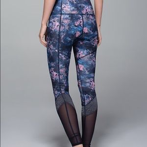 ISO - lululemon If you're lucky/secret garden