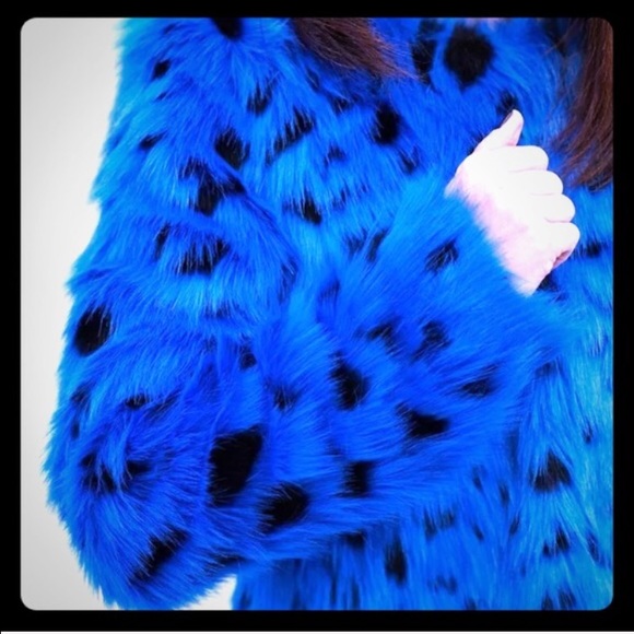 🚫SOLD🚫MK faux fur blue leopard animal coat - Picture 4 of 4