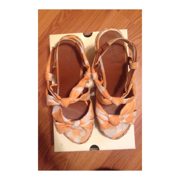 Wedges - Picture 2 of 3