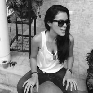 Meet your Posher, Maria josé