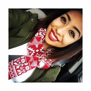 Meet your Posher, Vanessa