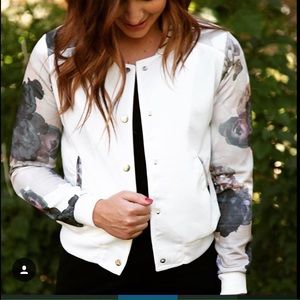 Bomber jacket