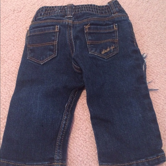 Distressed baby girl jeans - Picture 2 of 3