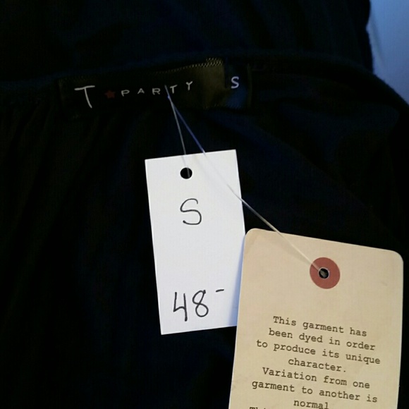 Blue top - Picture 4 of 4
