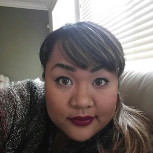 Meet your Posher, Abigail