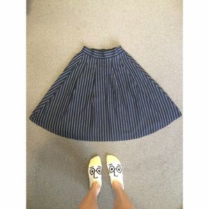 High-waisted pinstripe A-line skirt NWOT.