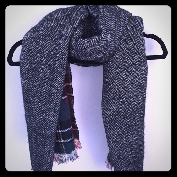dual toned scarf