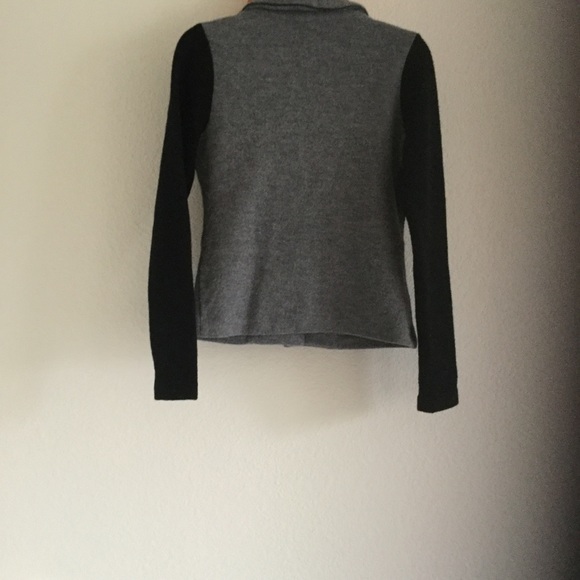 Sweater - Picture 2 of 2