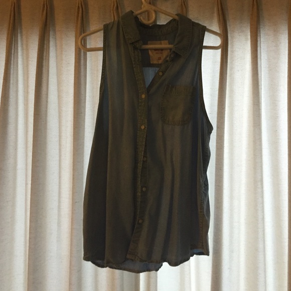 Mossimo Jean sleeveless button up