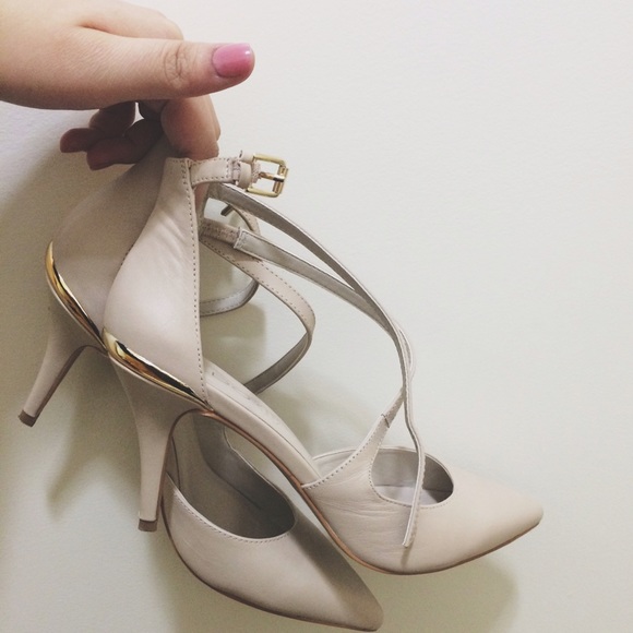 nude high heels