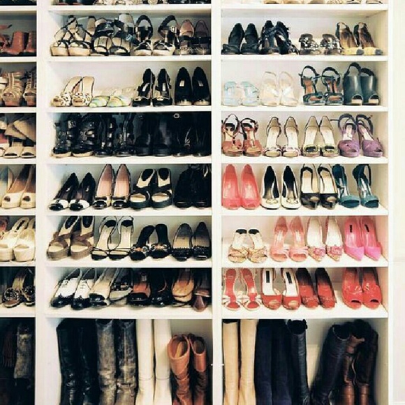 Everything must go