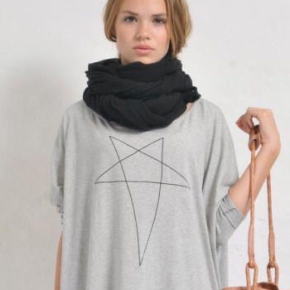 SOLD💥 T-shirt dress - Picture 6 of 6