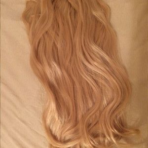 Euronext 18" clip in Remy blonde hair extensions!!
