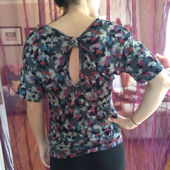 Multicolor Pattern Blouse - Picture 2 of 2