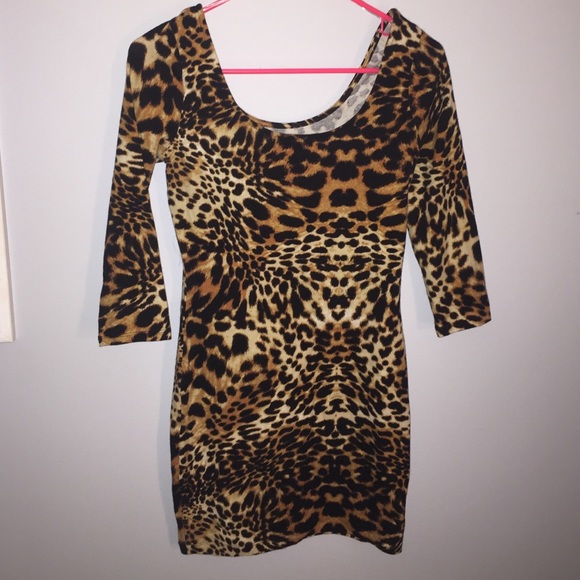 Leopard print tight fitting dress