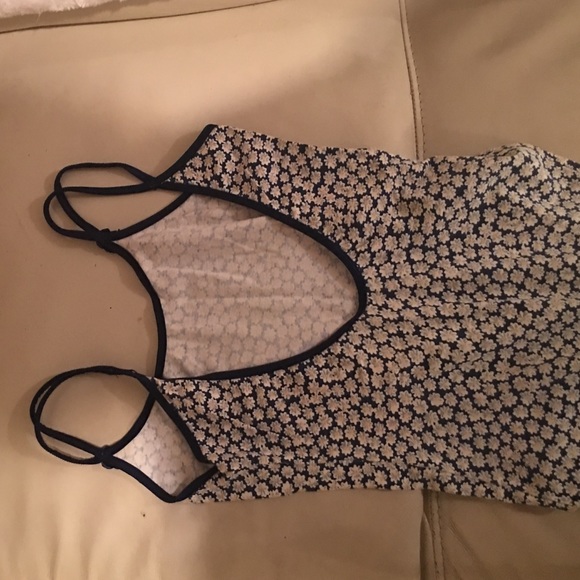 Flower Detailed Unitard - Picture 3 of 3