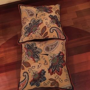 Pair of throw pillows from Pier1
