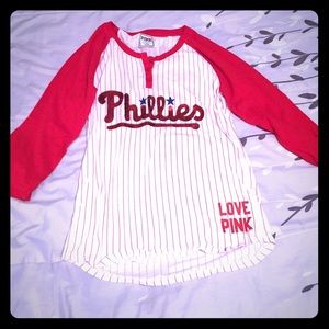 Phillies T-shirt