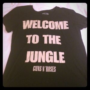 Cotton On "Welcome to the Jungle" Shirt
