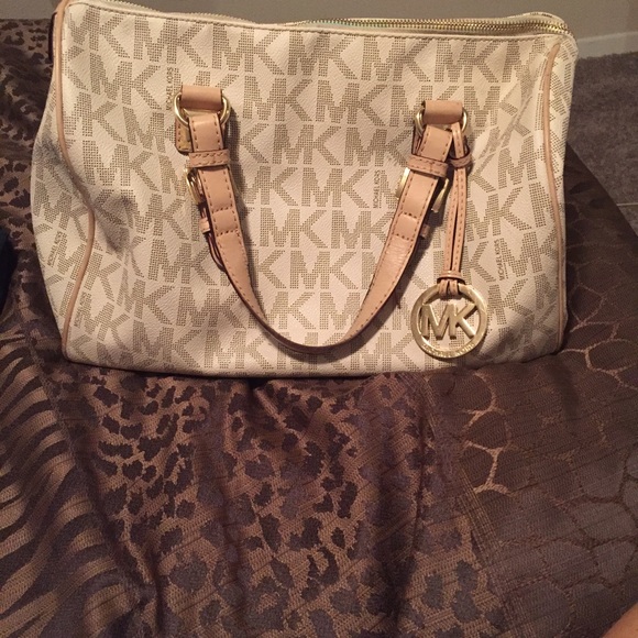 Michael Kors purse for sale