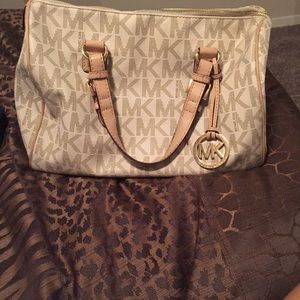 Michael Kors purse for sale