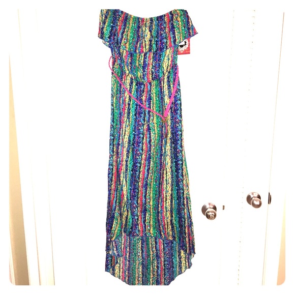 Strapless flowy beach dress