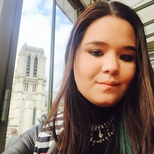 Meet your Posher, Adriana