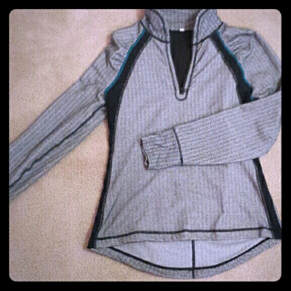 Hounds tooth workout jacket