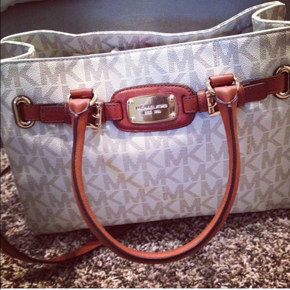 FLASH SALE ⚡️ Mk Monogram Hamilton