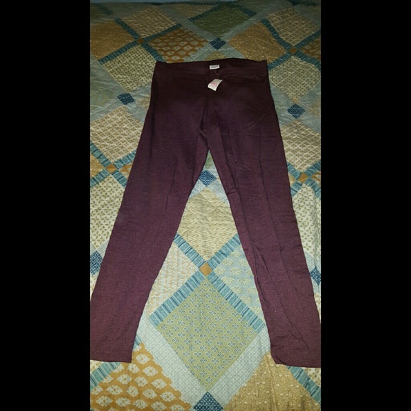 VS PINK Leggings (SOLD)
