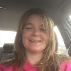 Meet your Posher, Niki