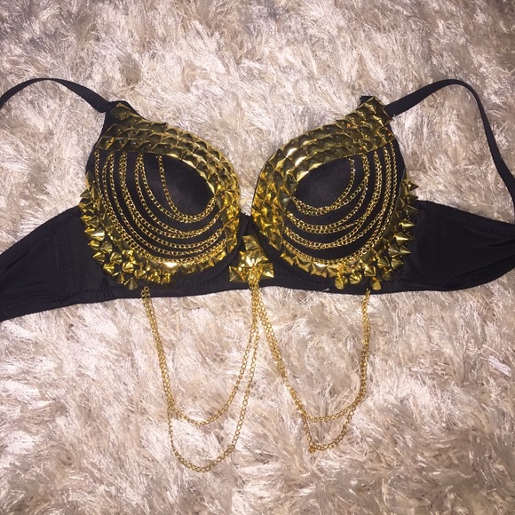 Glitzy gold spike n chain bra!
