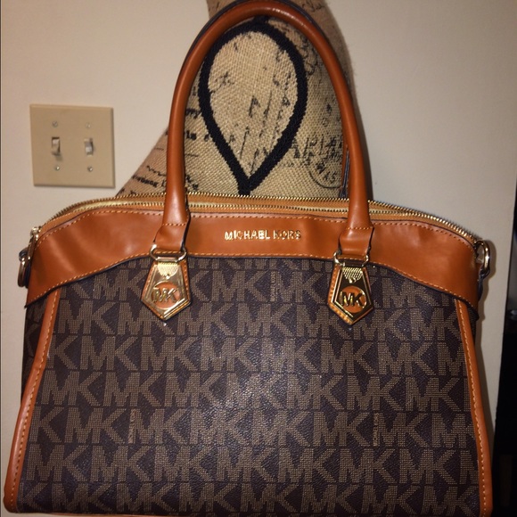 Michael Kors purse