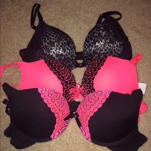 Bras size 34B