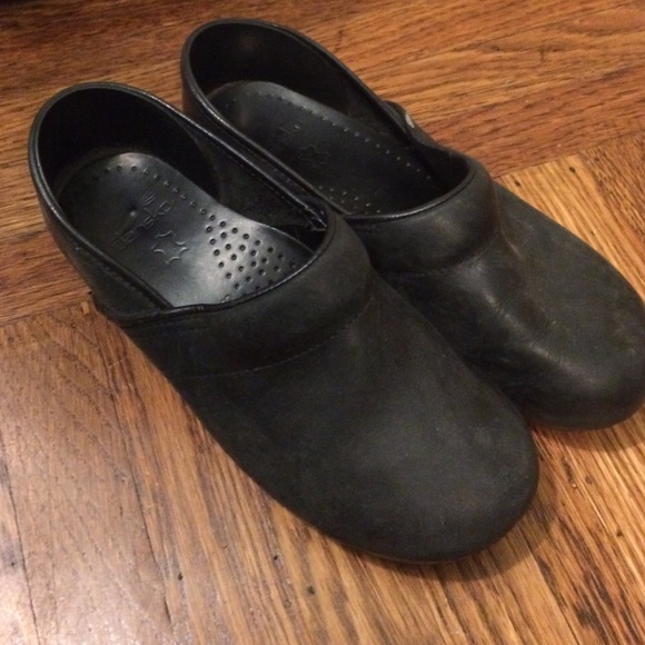 Clogs