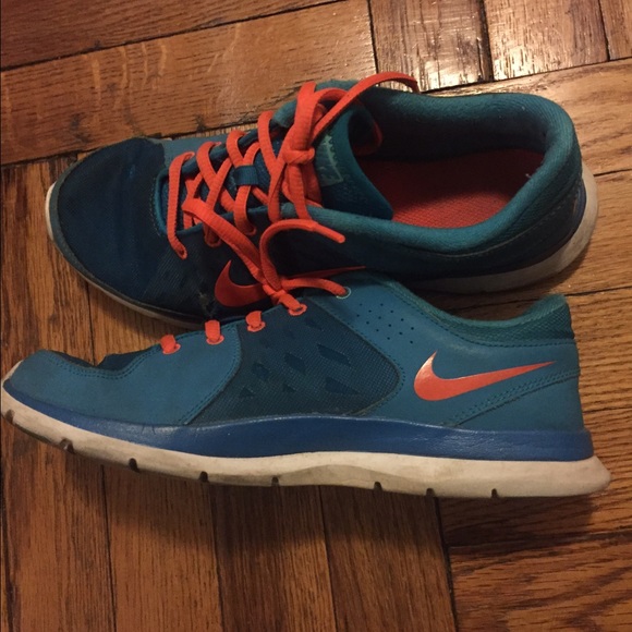 NIKE TRAINER SHOES!!!
