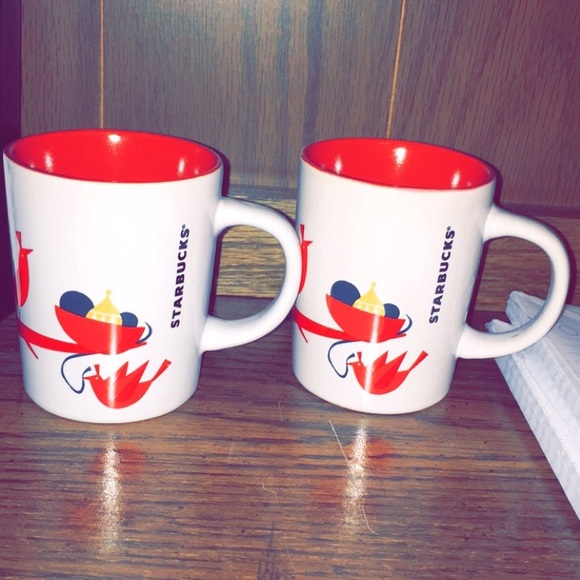 2 starbucks mugs