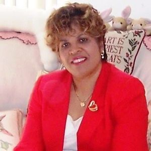 Meet your Posher, Sharon