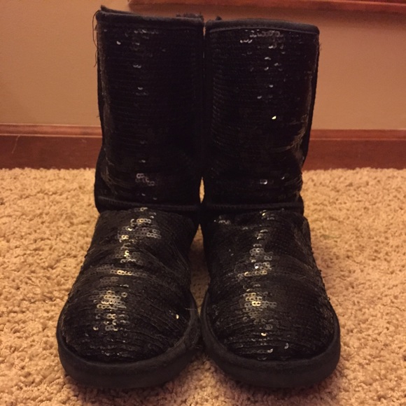 Black sequin uggs